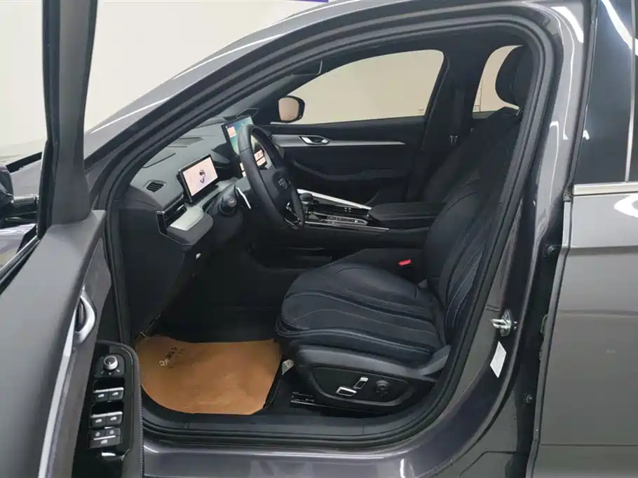 GEELY AUTOMOBILE XINGRUI