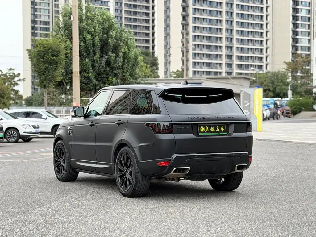 Land Rover Sport PHEV — миниатюра 14