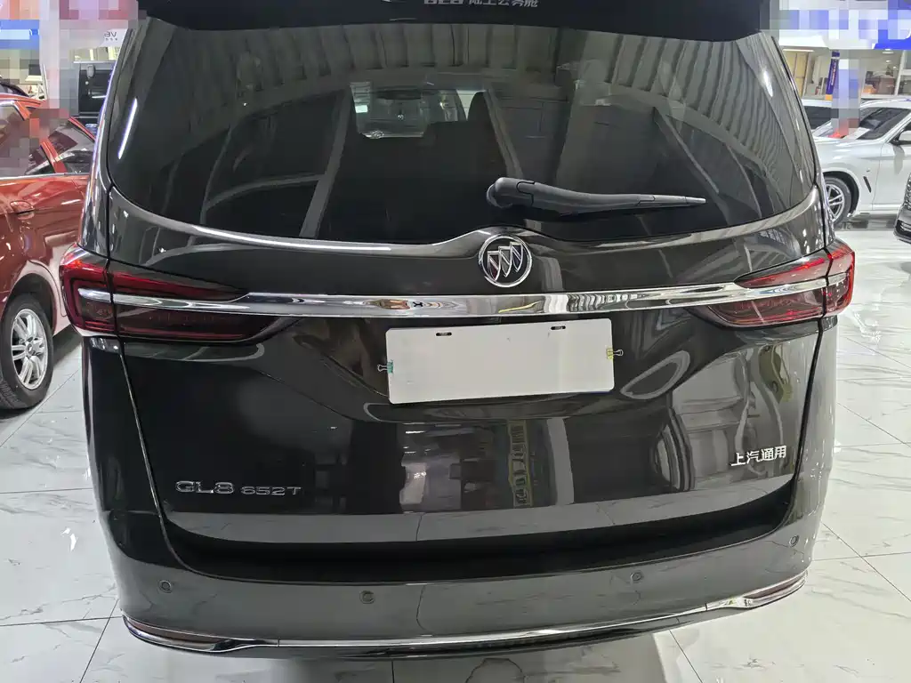 BUICK  GL8