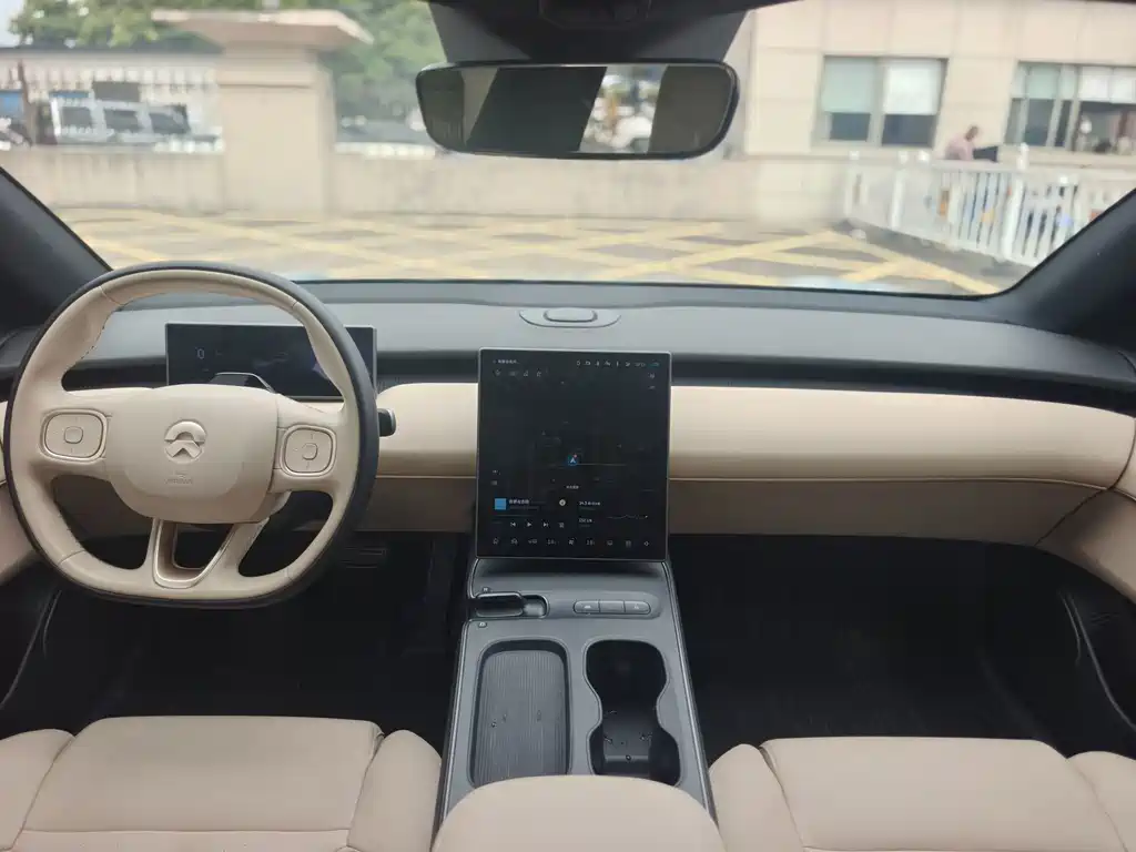 NIO ET5T — миниатюра 5