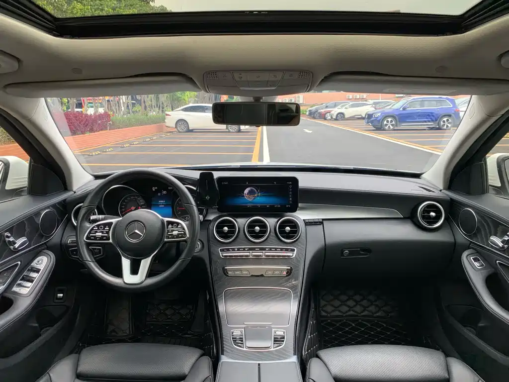 Mercedes-Benz C-Class - фото 33