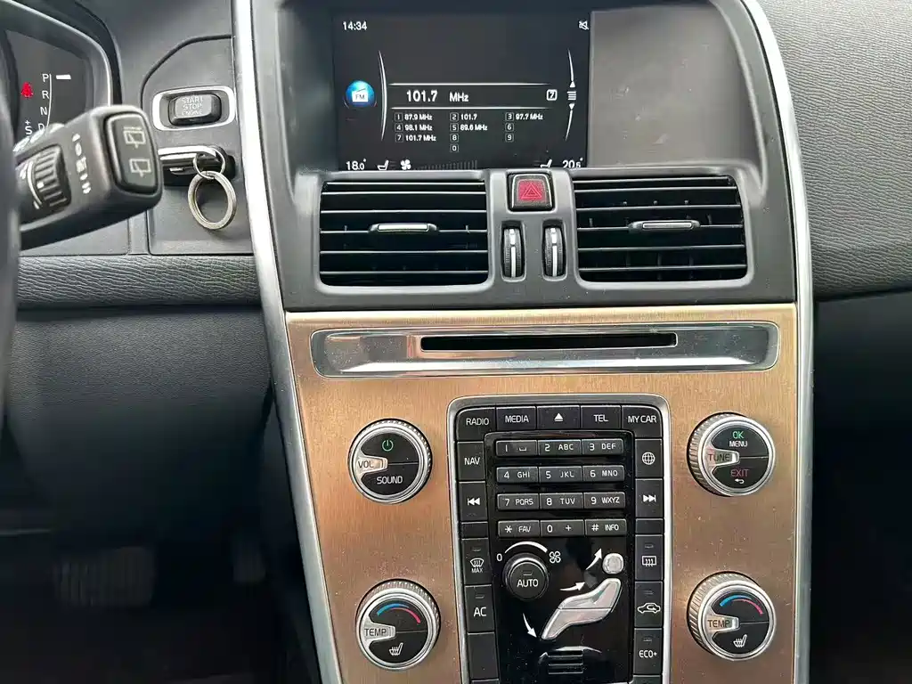 Volvo XC60 (Import) — миниатюра 7