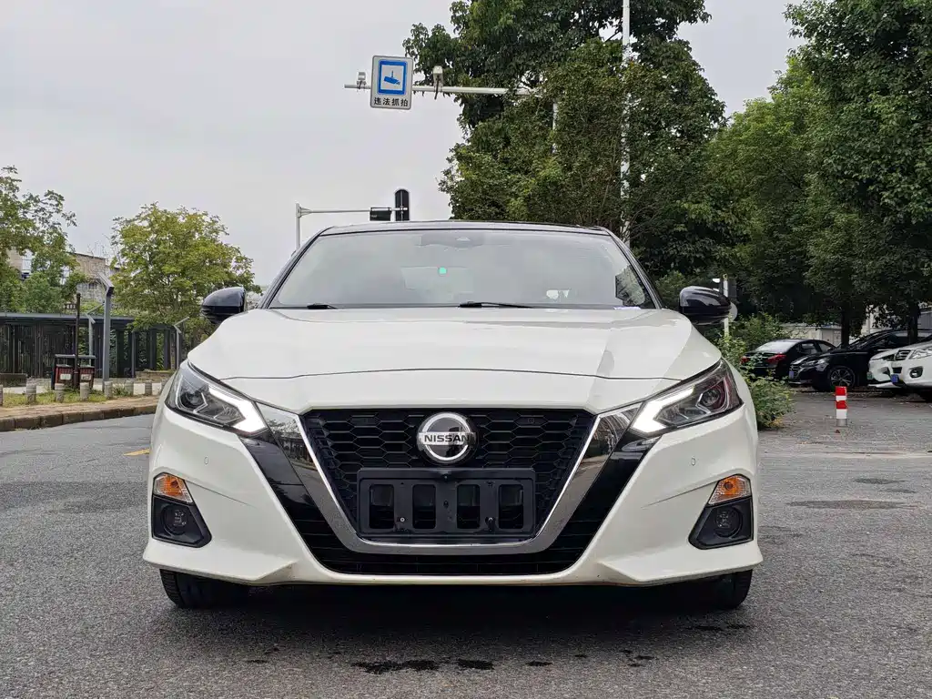 Nissan Teana — миниатюра 2