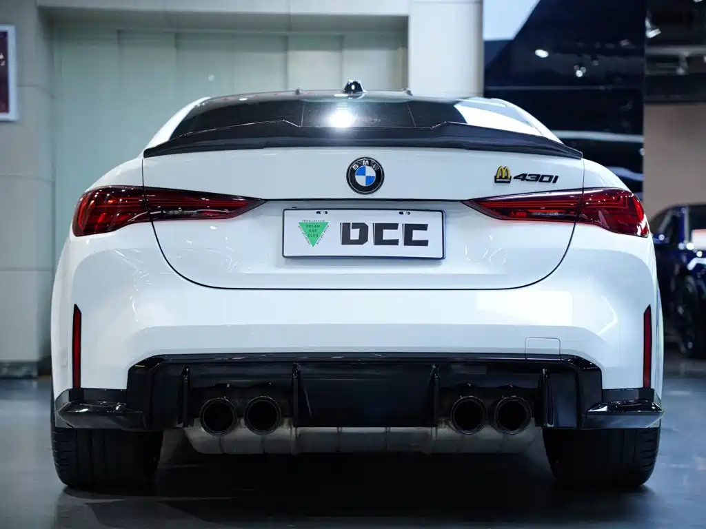 BMW M4 2024 M4 M xDrive