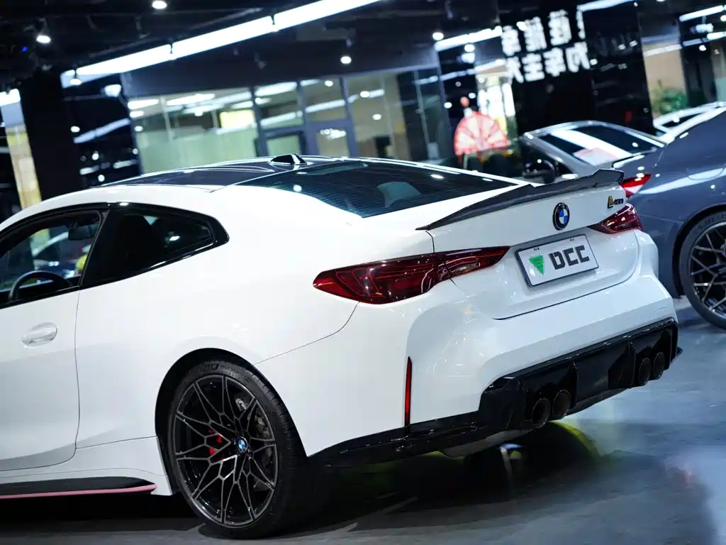 BMW M4 2024 M4 M xDrive