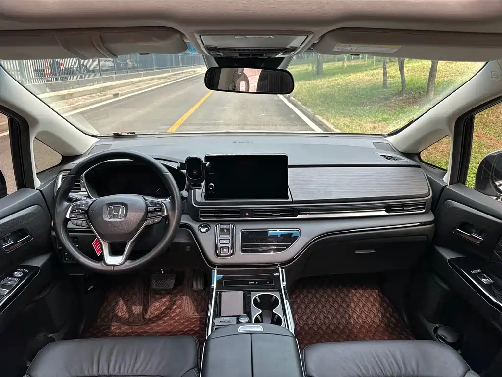 Honda Elysion — миниатюра 13