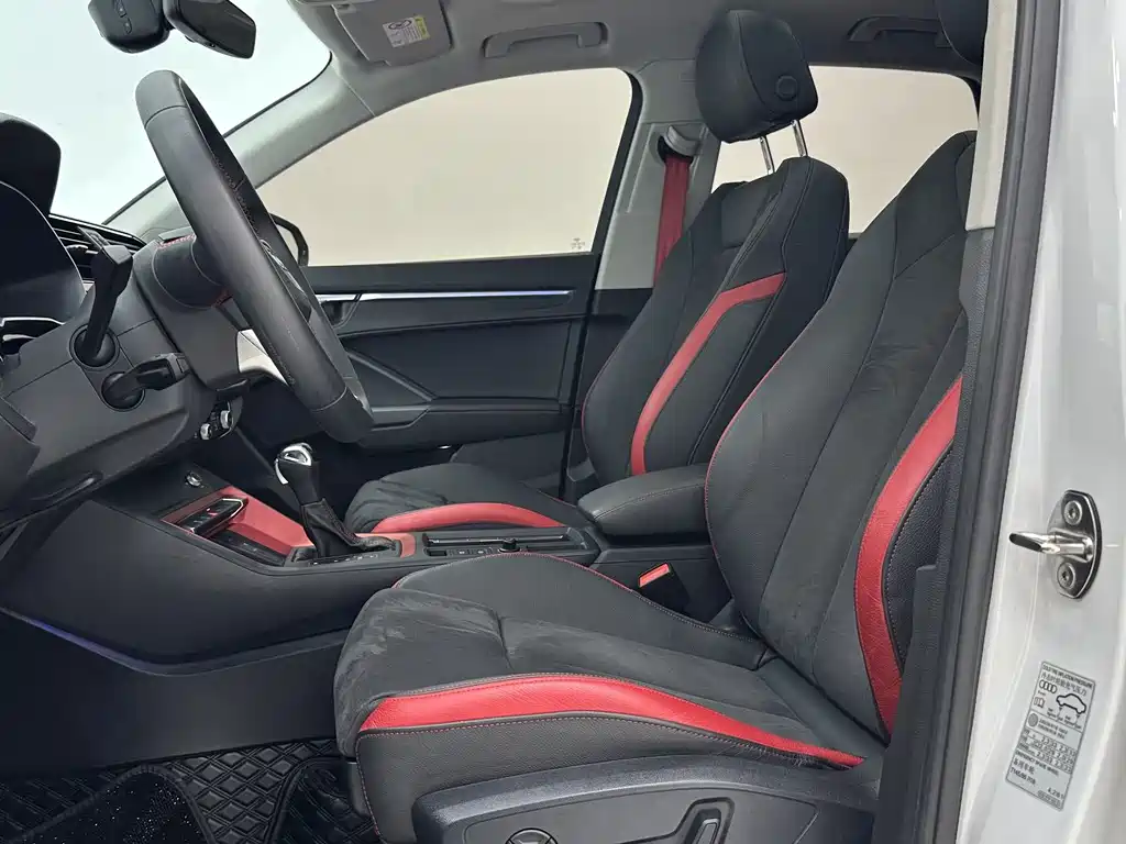 Audi Q3 2022 35 TFSI