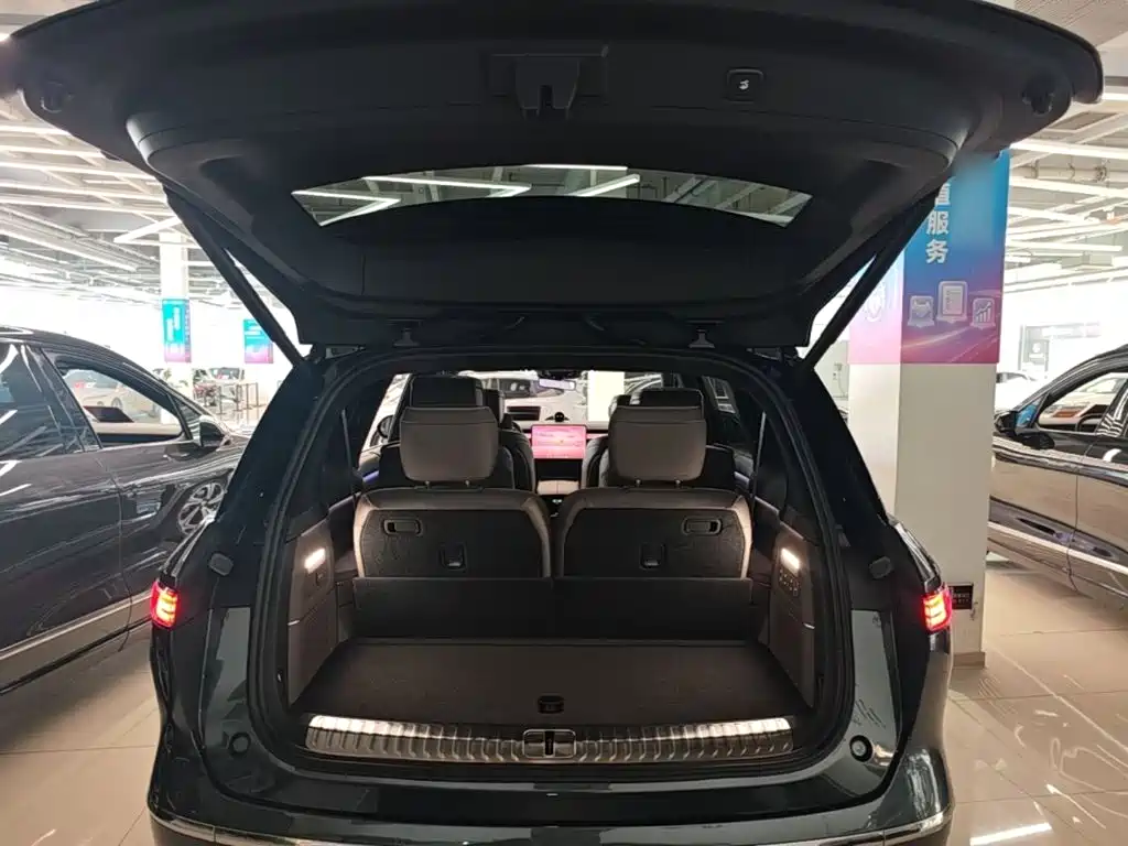 NIO ES8 — миниатюра 19