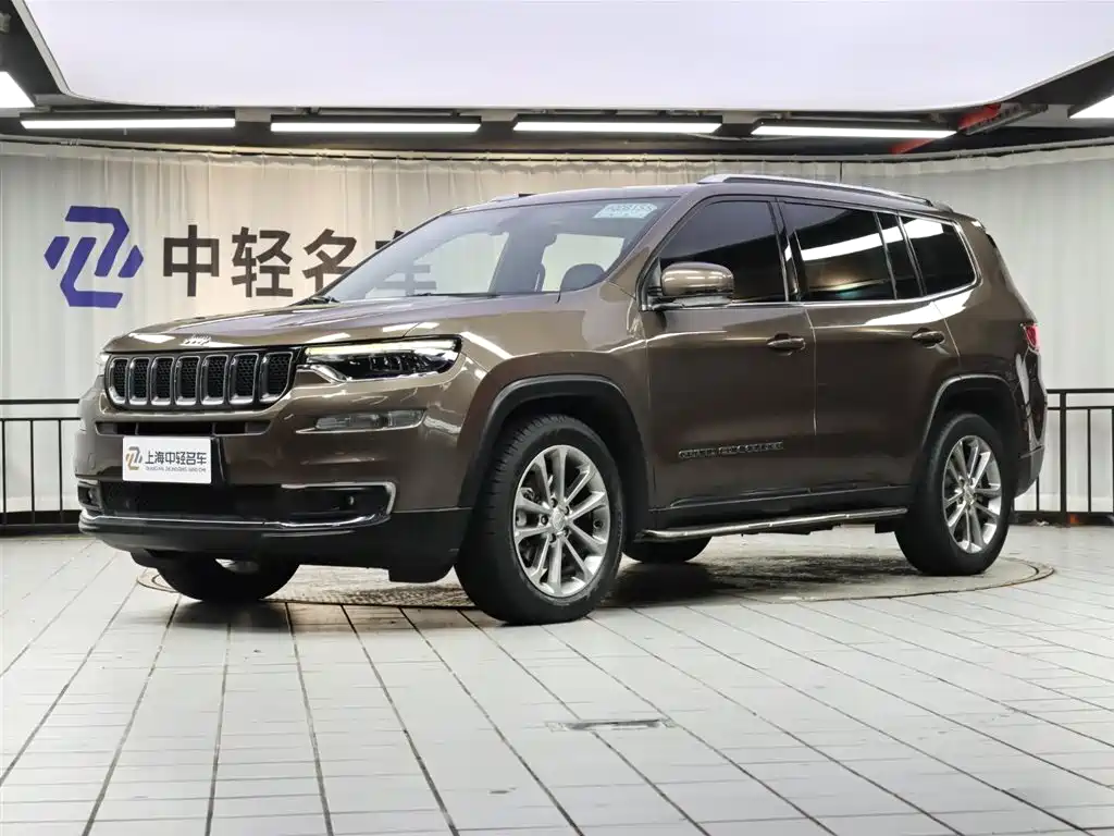 JEEP GRAND COMMANDER