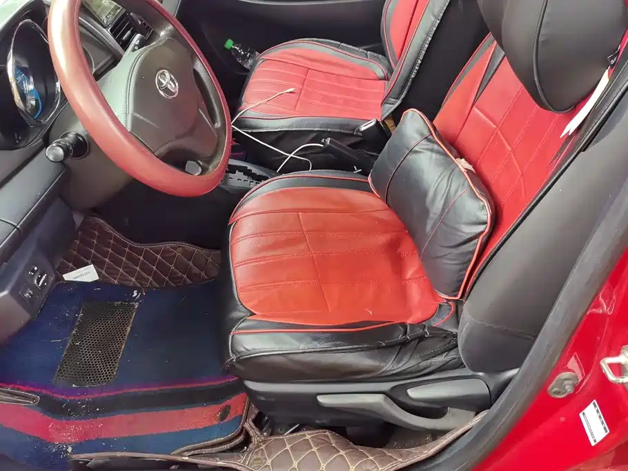 Toyota Yaris L — миниатюра 9