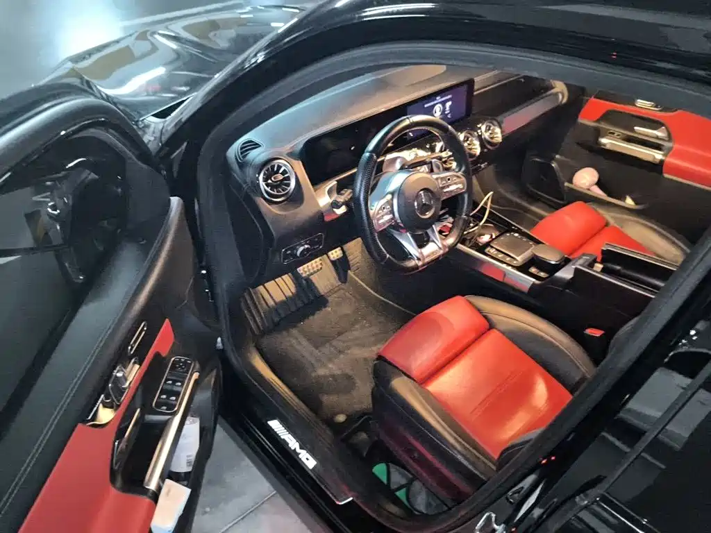 Mercedes-Benz GLB AMG — миниатюра 12