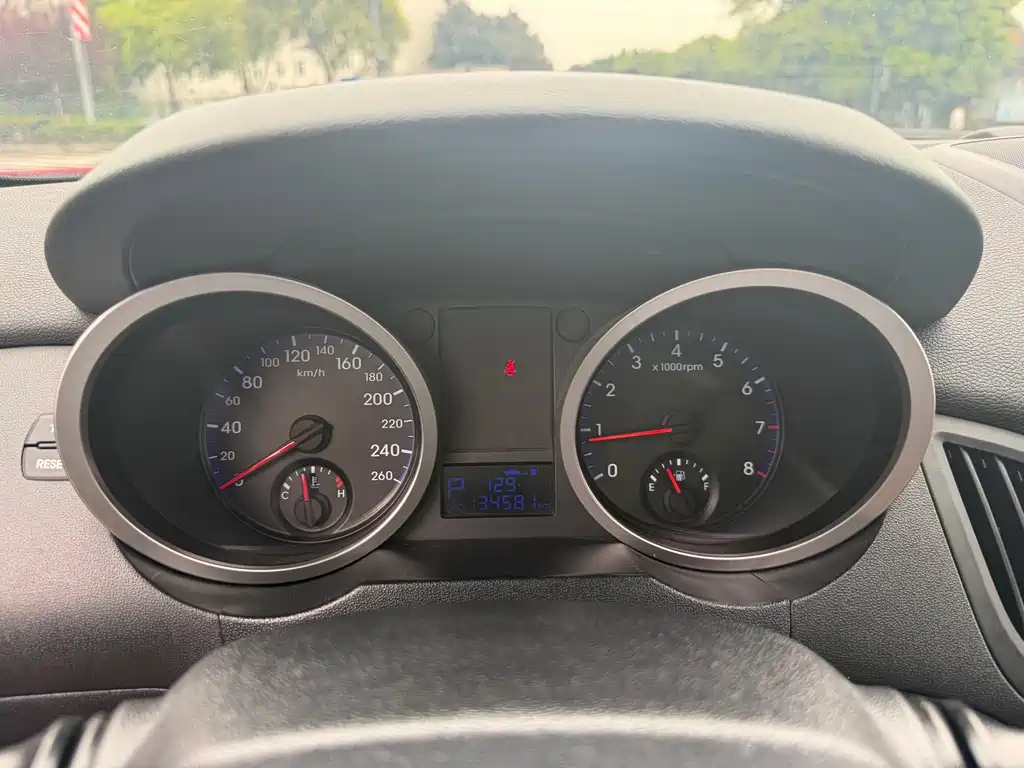 Hyundai Genesis Coupe — миниатюра 15