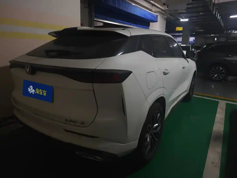 Changan UNI-Z New Energy — миниатюра 3