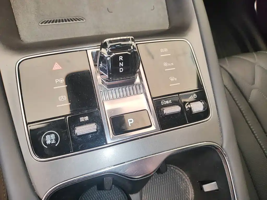 BYD Sealion 07 EV — миниатюра 14