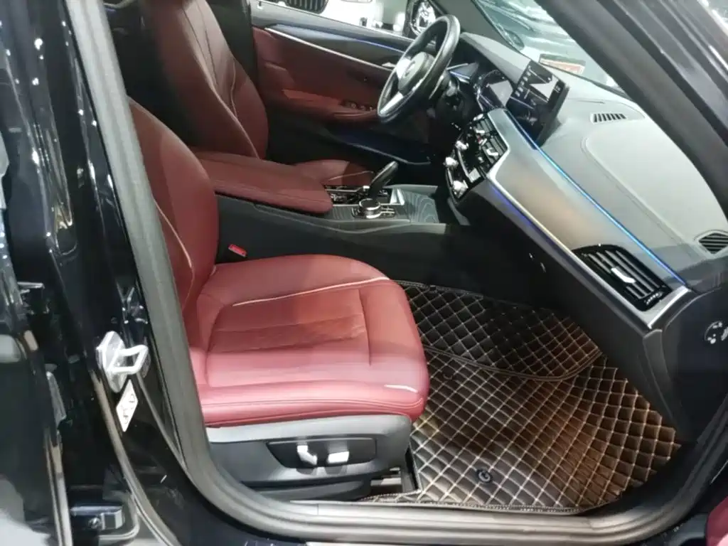 BMW 5 Series — миниатюра 25