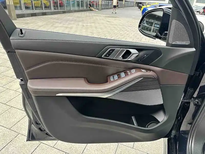 BMW X5 — миниатюра 4