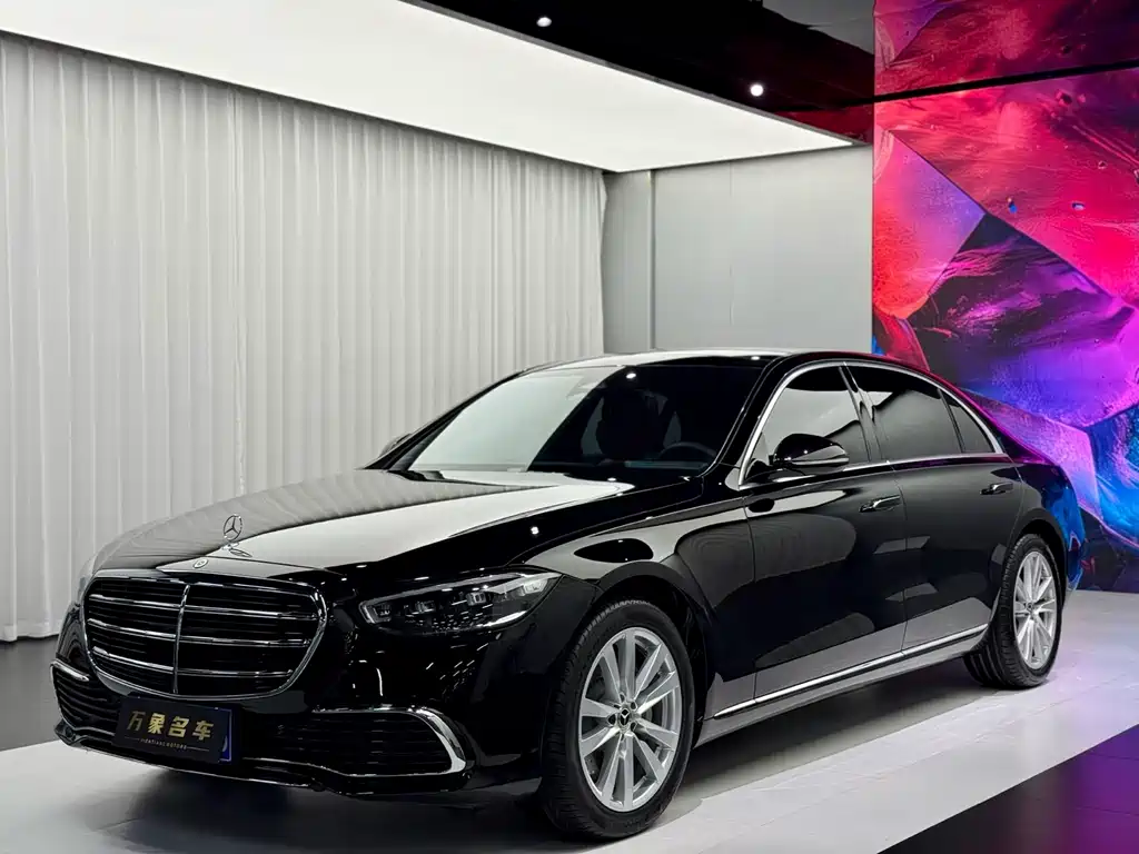 Mercedes-Benz S-Class 2024