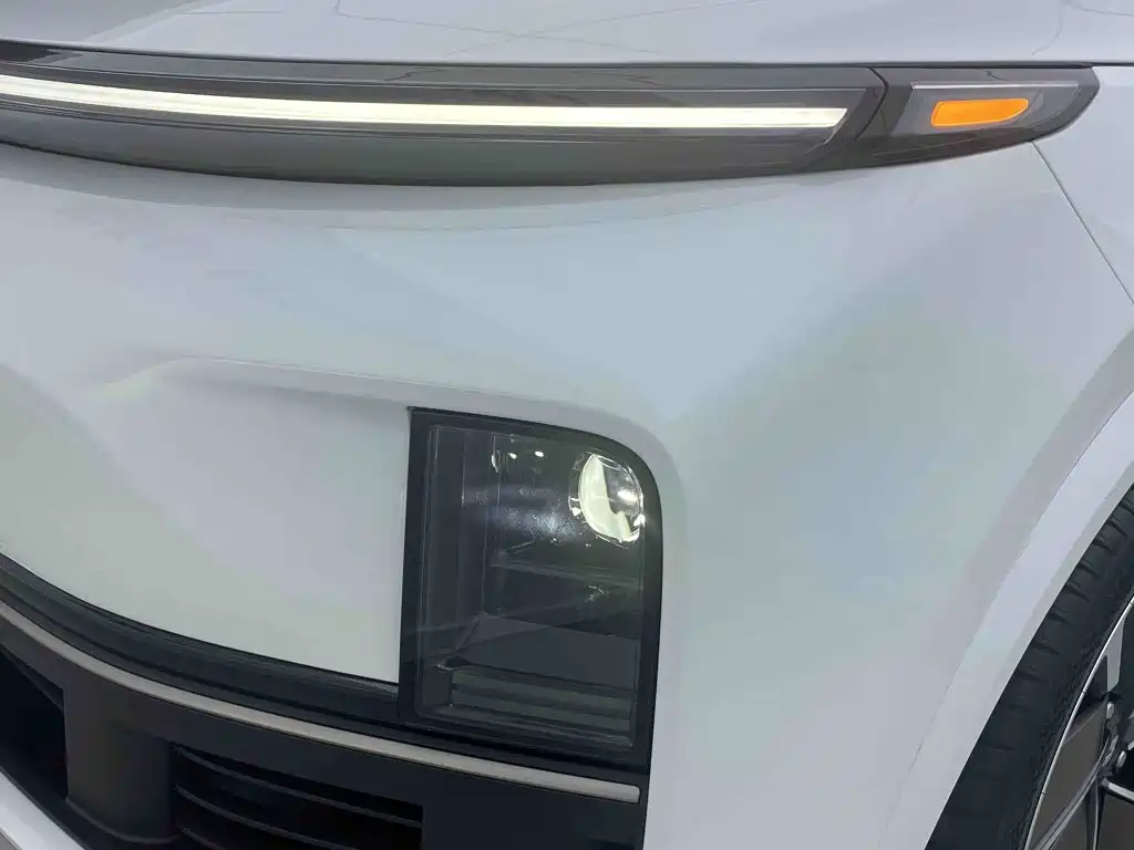 Li Auto Li L9 — миниатюра 5