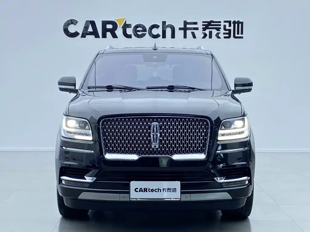 Lincoln Navigator — миниатюра 2