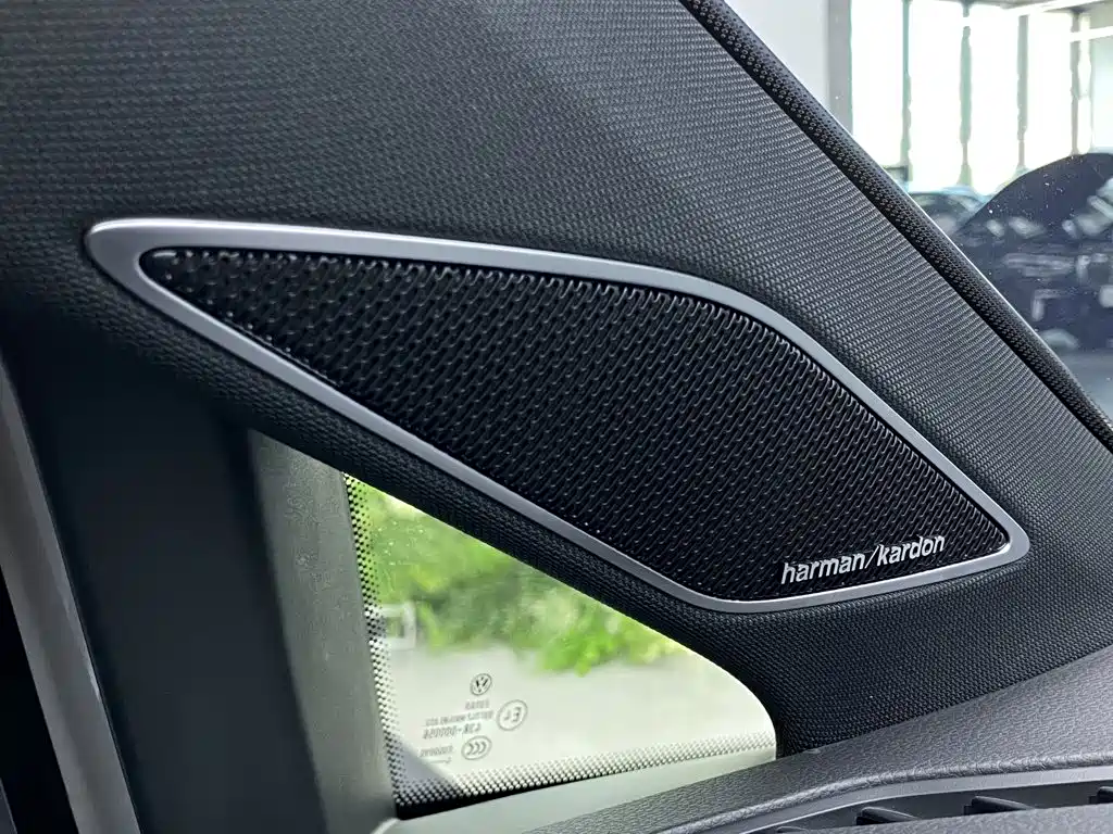 Volkswagen Golf GTI — миниатюра 27