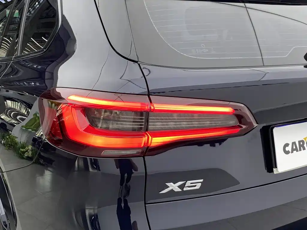BMW X5 — миниатюра 13