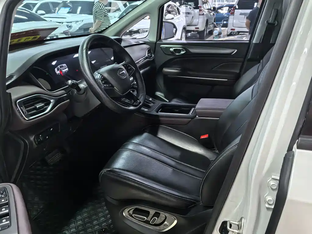 GAC Motor Trumpchi M6 — миниатюра 7