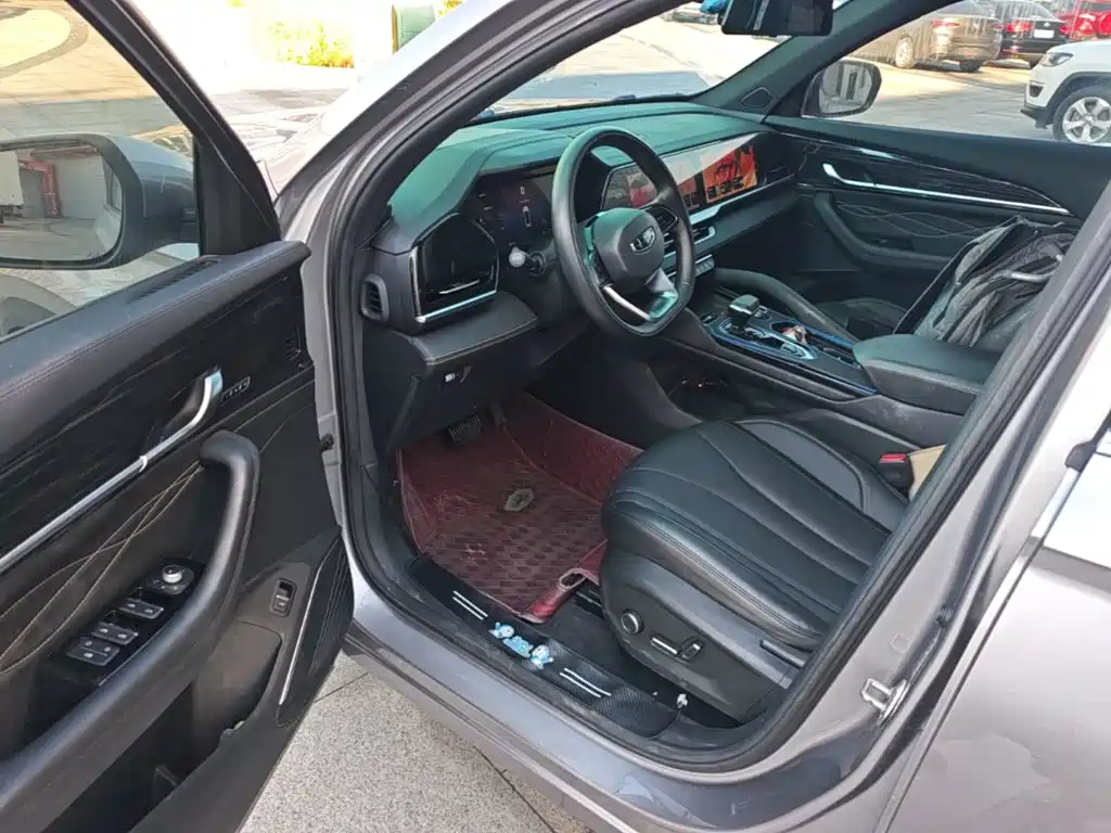 Geely Xingyue L — миниатюра 16