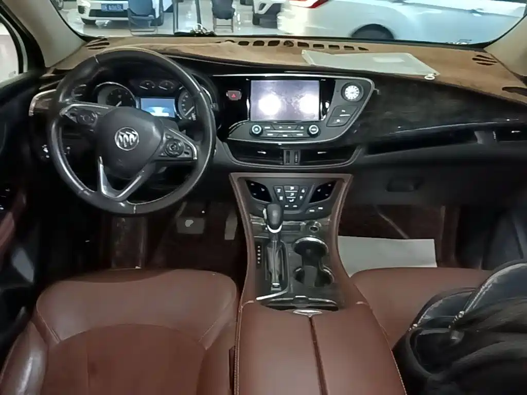 Buick Envision Plus — миниатюра 10