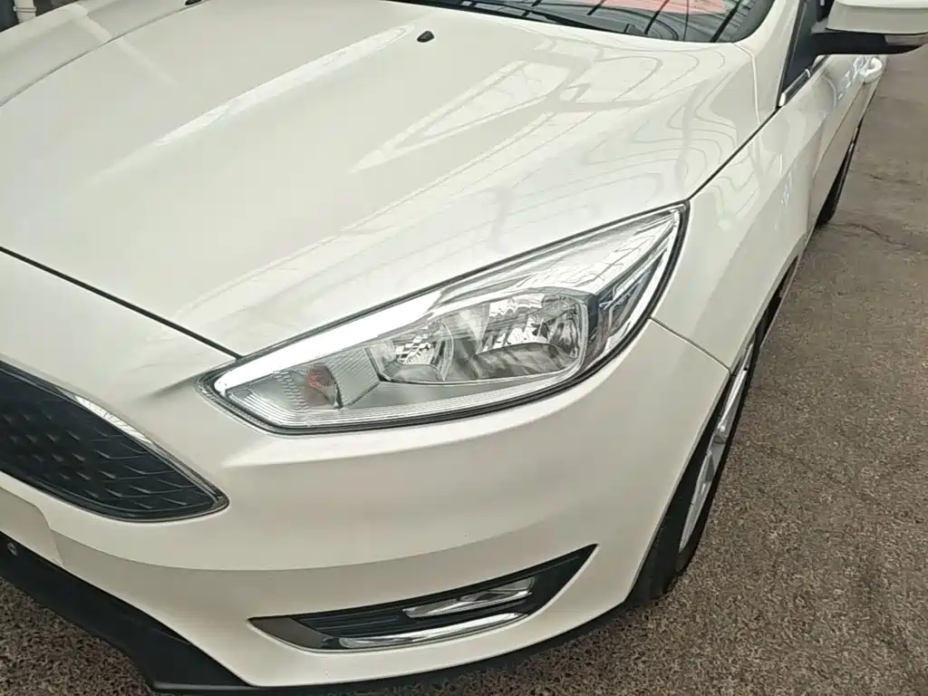 Ford Focus — миниатюра 24