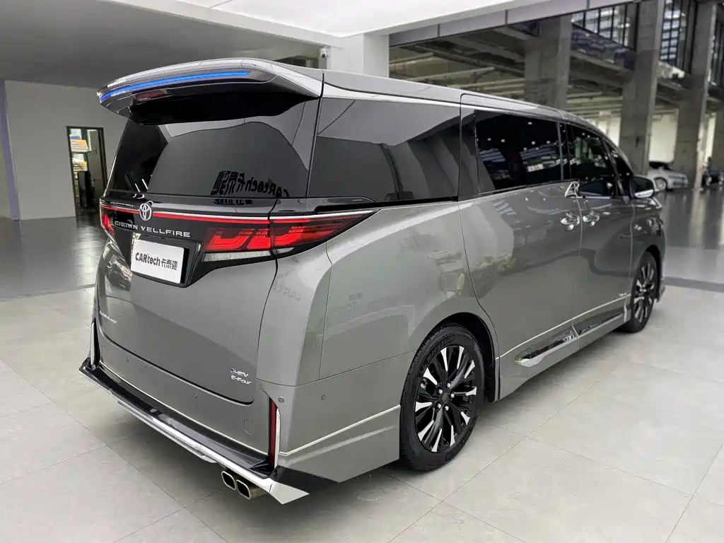 Toyota Vellfire — миниатюра 15