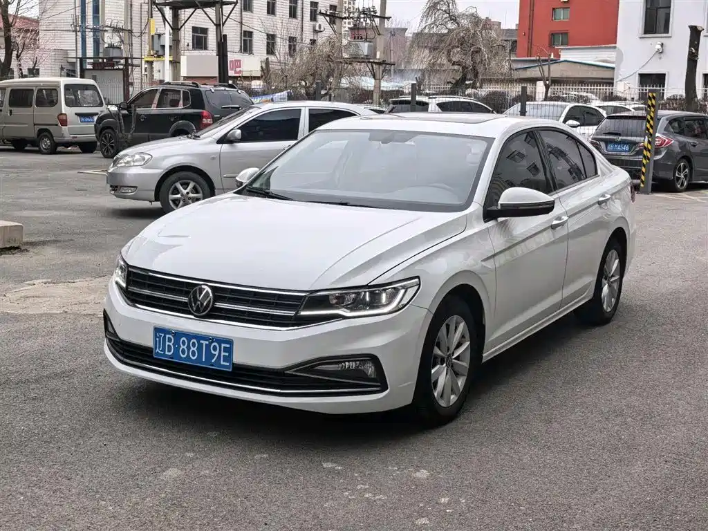 Volkswagen Bora 2021
