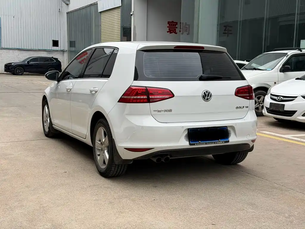 Volkswagen Golf — миниатюра 9