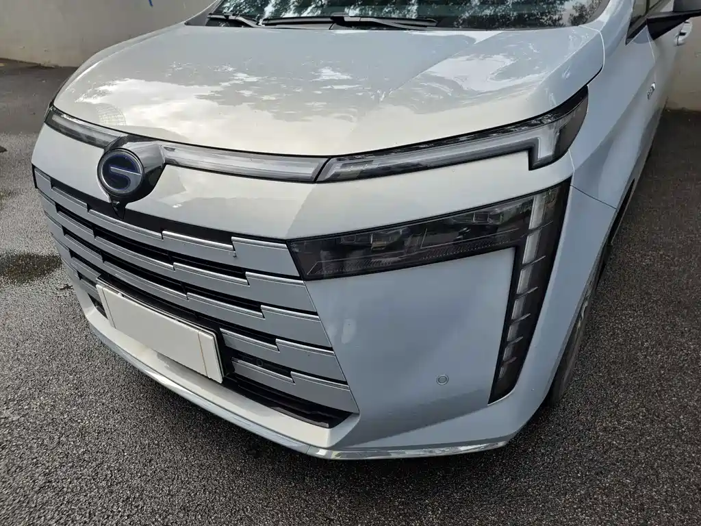GAC Motor 传祺E8 PHEV — миниатюра 18