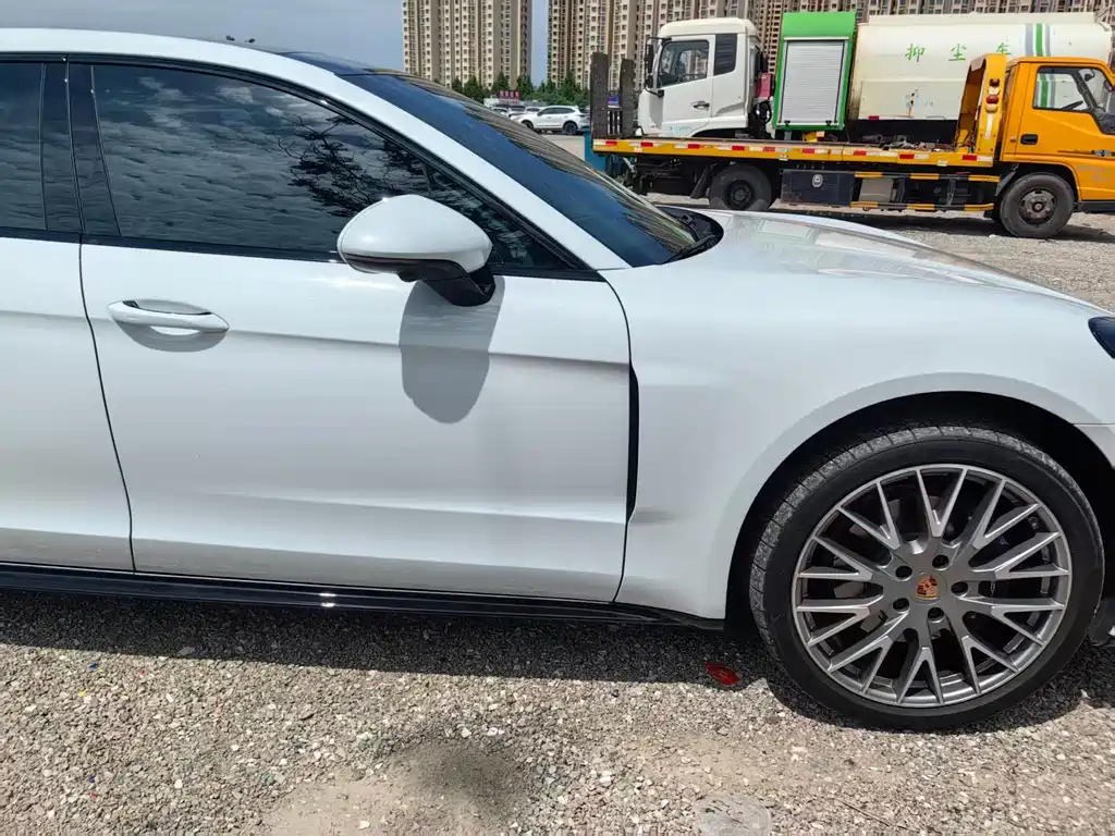 Porsche Panamera — миниатюра 4