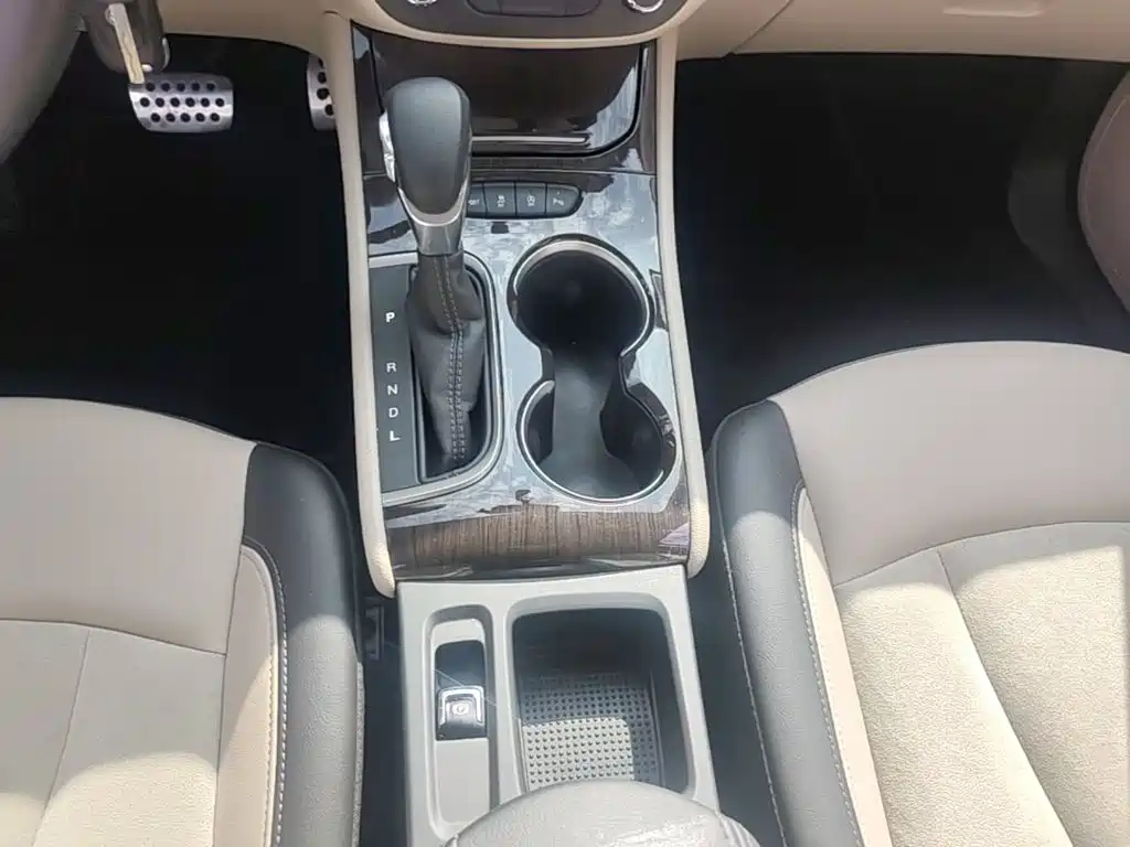 Buick Verano — миниатюра 14