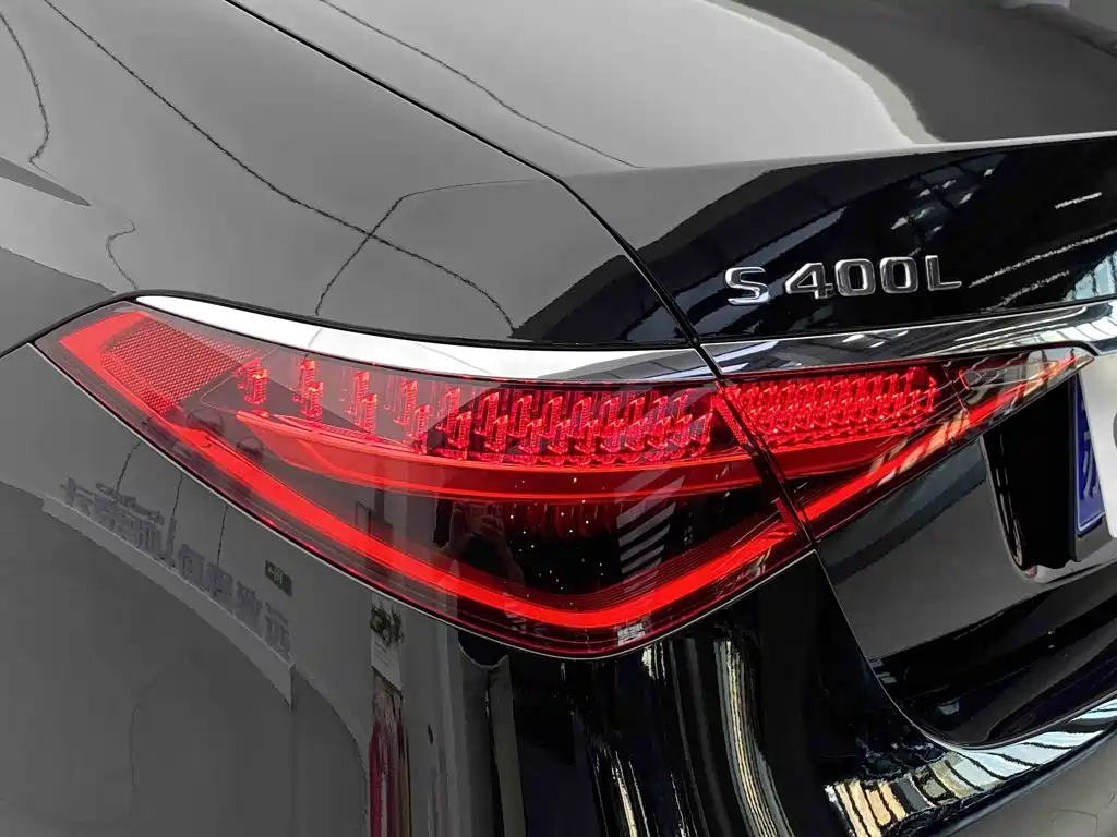 Mercedes-Benz S-Class — миниатюра 7