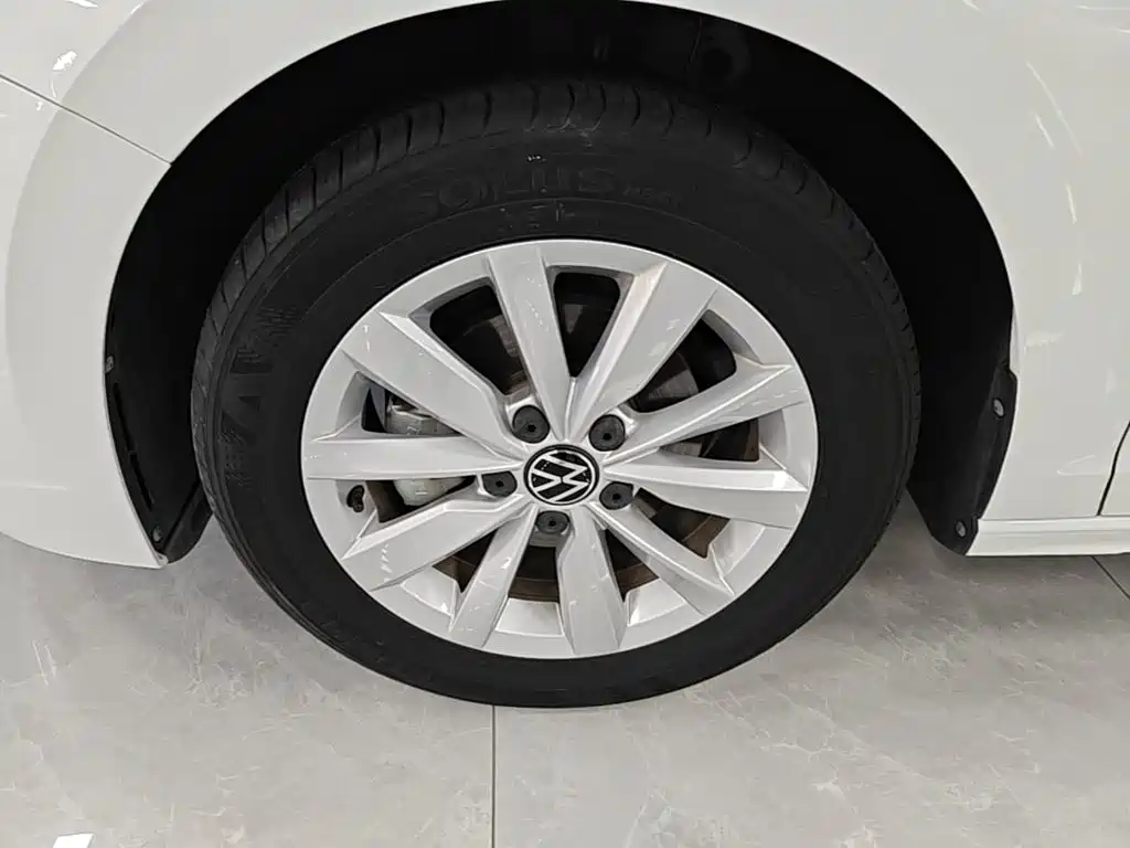 Volkswagen Bora — миниатюра 23