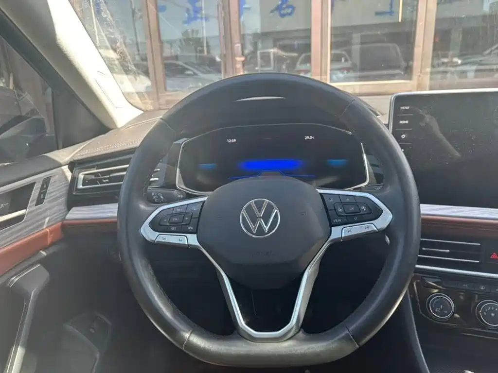 Volkswagen Sagitar — миниатюра 7