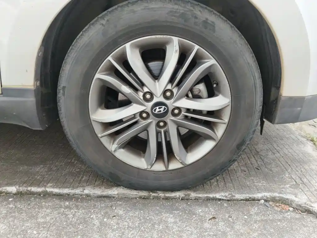 Hyundai ix35 — миниатюра 8