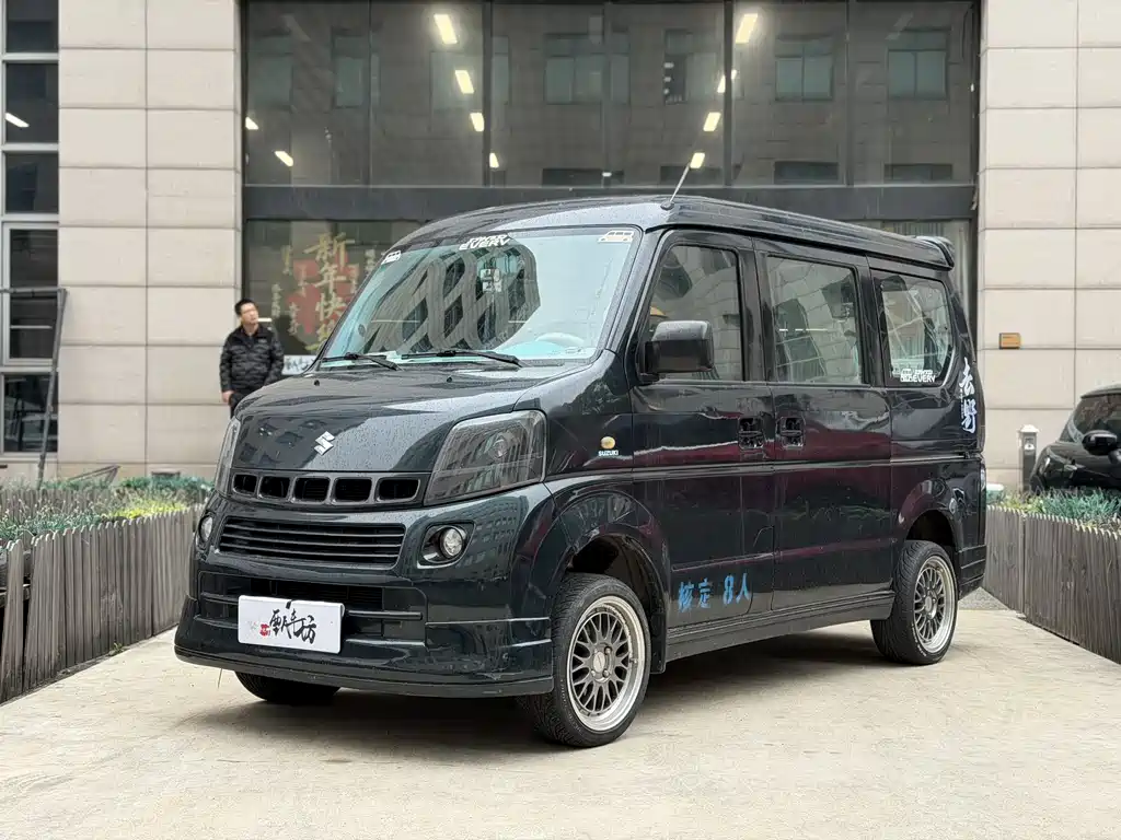 Suzuki Landi 2009