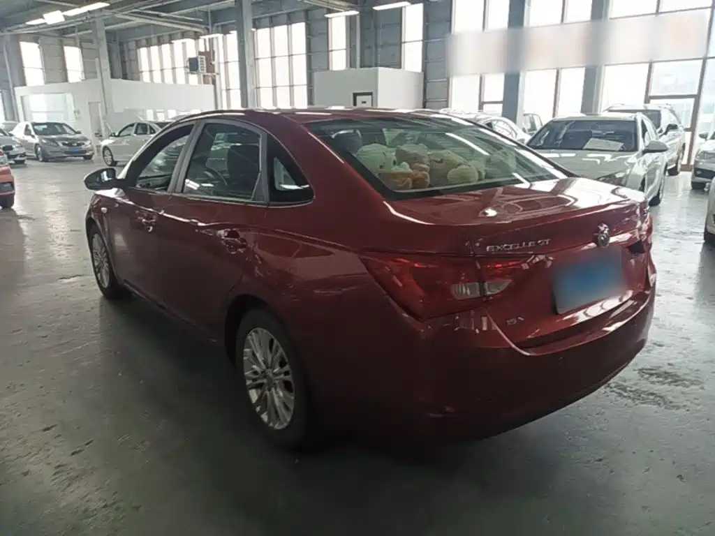 Buick Excelle — миниатюра 5