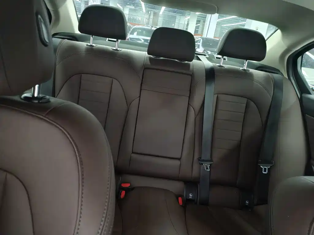 BMW 3 Series — миниатюра 8