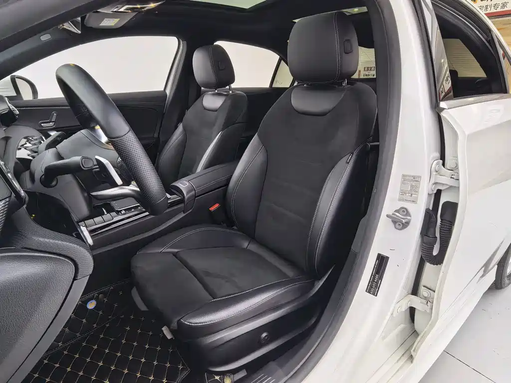 MERCEDES-BENZ A CLASS