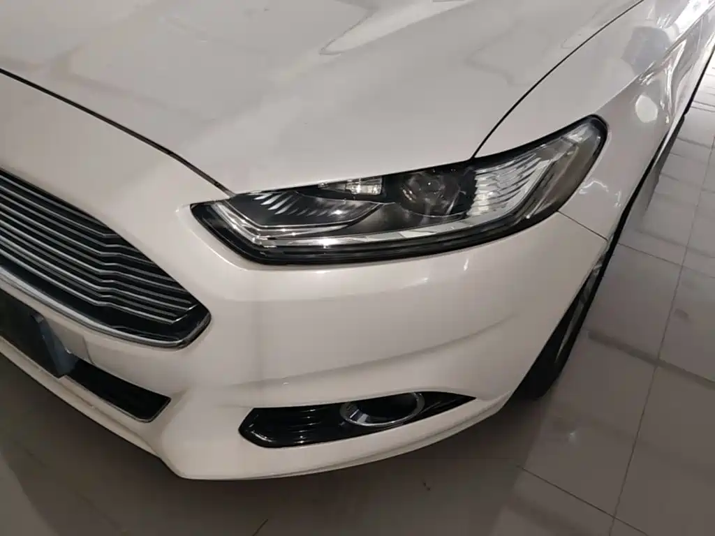 Ford Mondeo — миниатюра 24