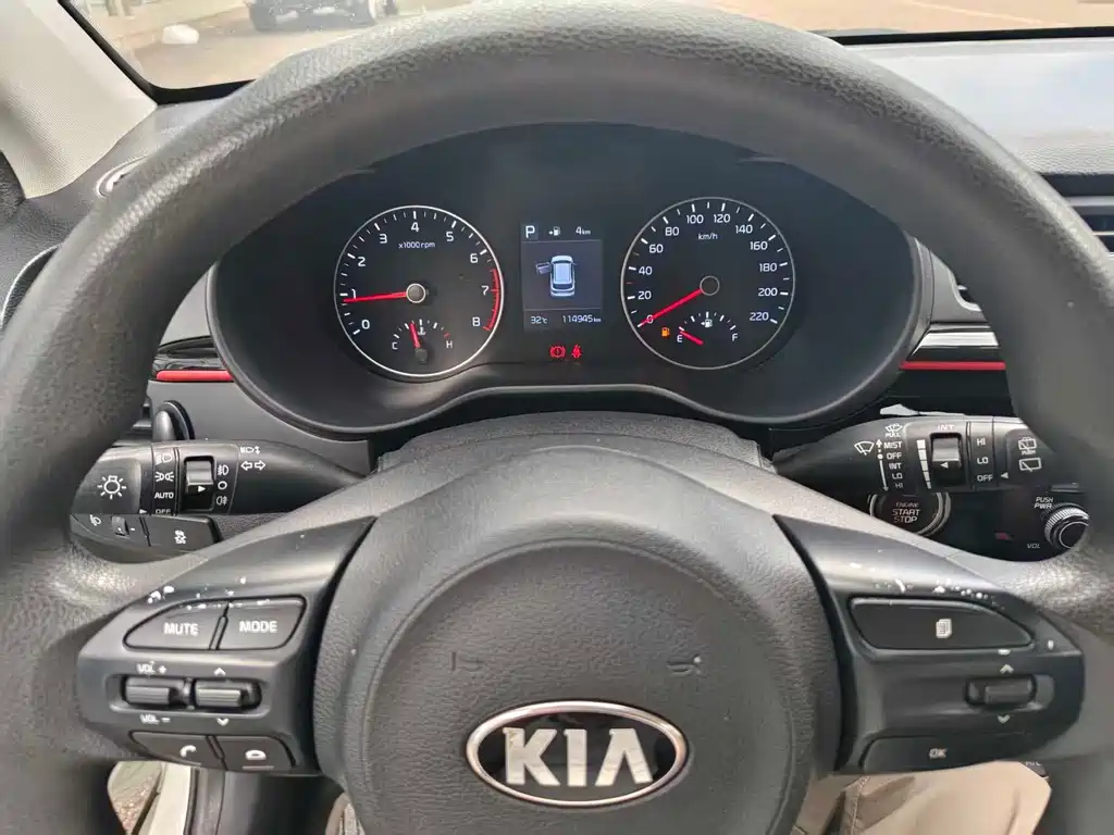 Kia KX Cross — миниатюра 11