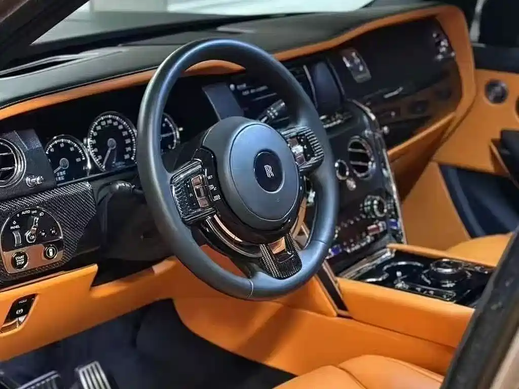 Rolls-Royce Cullinan 4-seat Edition, фото 12