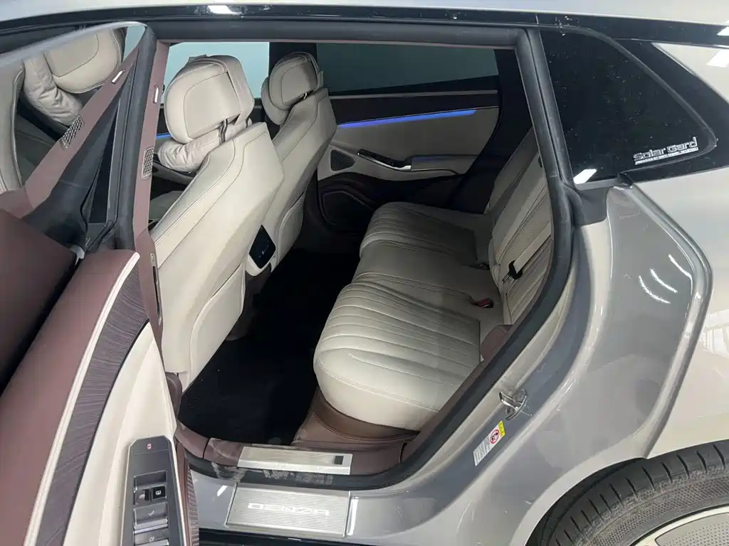Denza Denza Z9GT — миниатюра 8