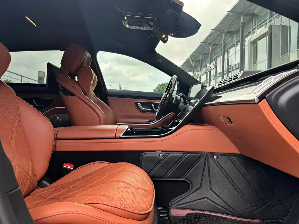 Mercedes-Benz S-Class — миниатюра 6