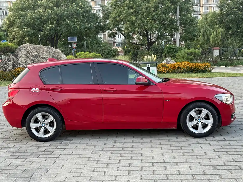 BMW 1 Series (Import) — миниатюра 8