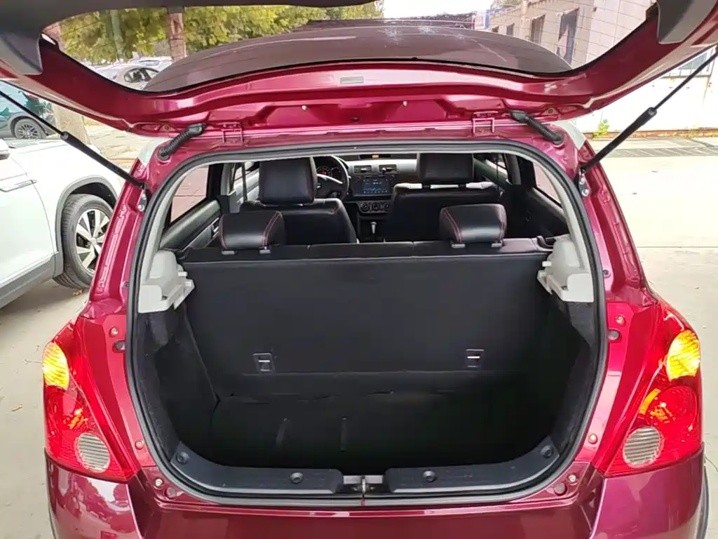 Suzuki Swift — миниатюра 19